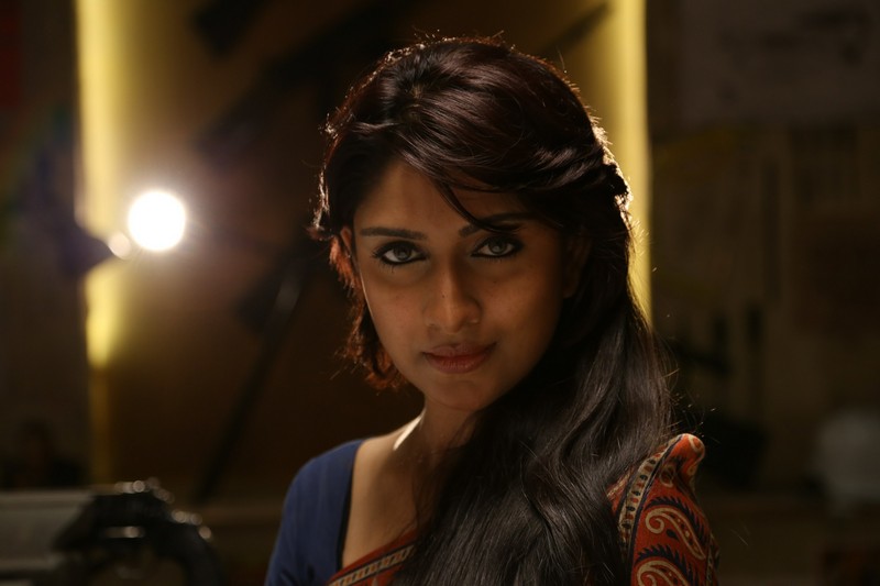 Tejaswini (2)