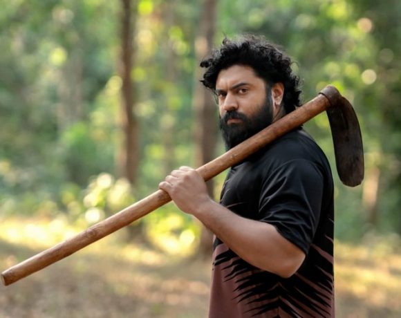 padavettu - nivinpauly