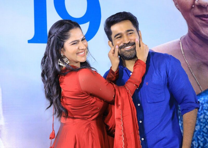 swasika - vijayantony