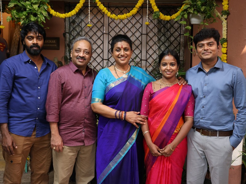 ANBE DIANA STILL (2)